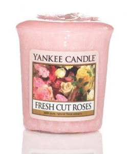 Yankee Candle Fresh Cut Roses votivní svíčka 49g