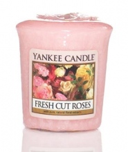 Yankee Candle Fresh Cut Roses votivní svíčka 49g